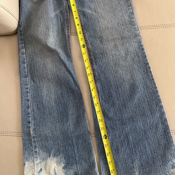 Roadrunner Women's Classic Blue Skinny Jeans - Picture 9 of 10